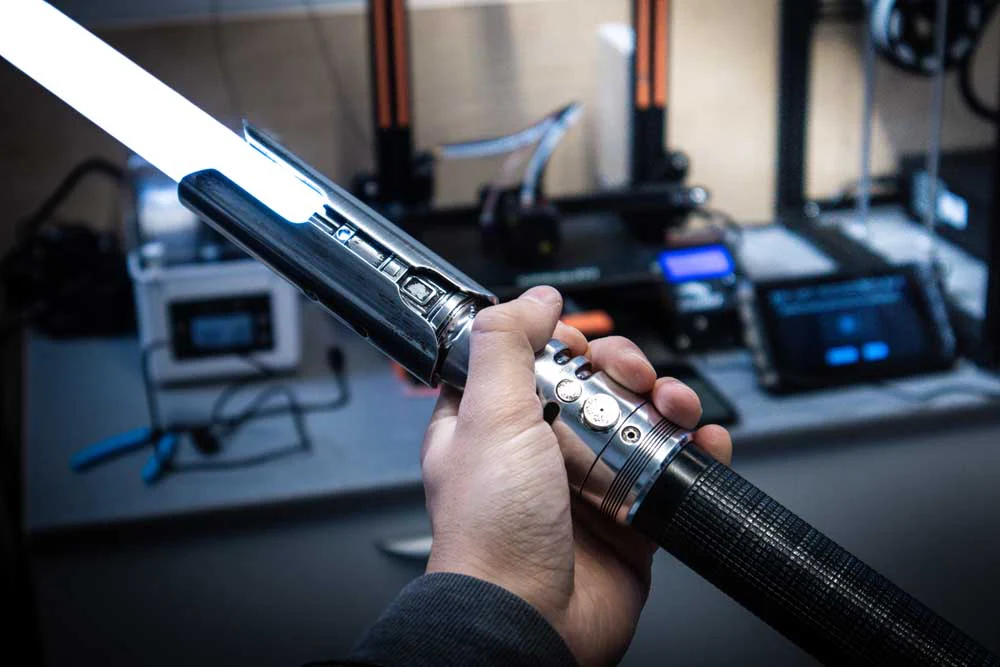 Product Range Overview: From Standard to Premium Replica Hilts
